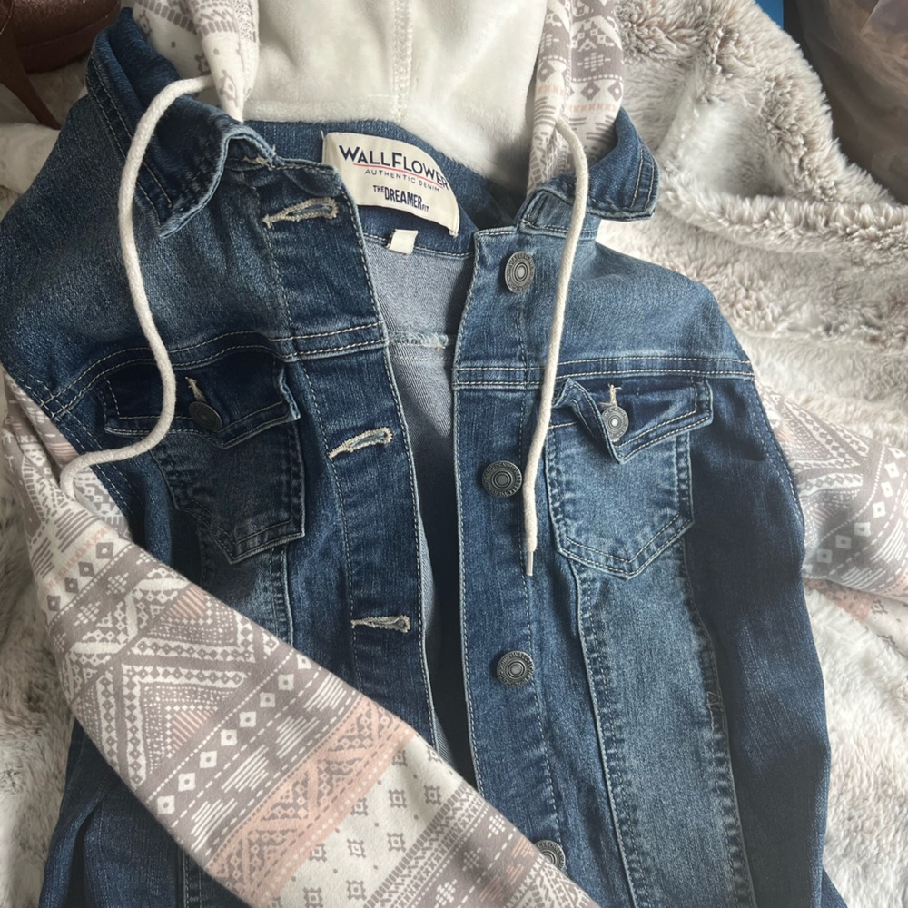 Wallflower hood jacket. Size medium